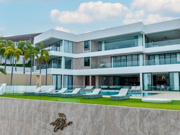 Majestic Villa in Choeng Mon